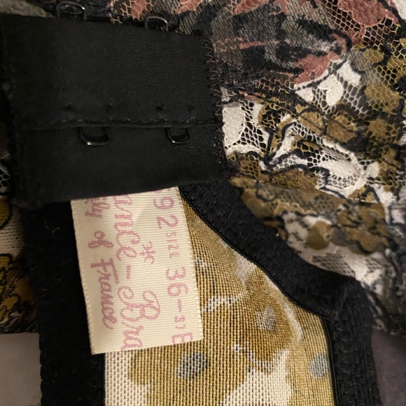 Vintage Enhance-Bra Black Floral Print Size 36-37B - Picture 4 of 4
